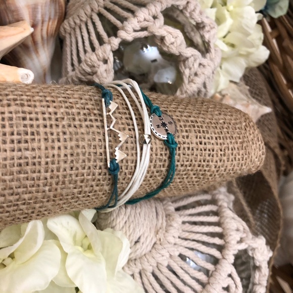 🌼2/$20🌼”Choose Your Own Path” Bracelet Set - Picture 2 of 3